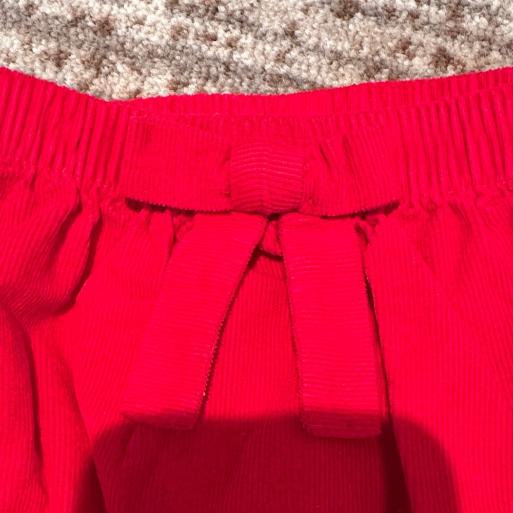 Little English Red Ruffled Shorts - Picture 2 of 4